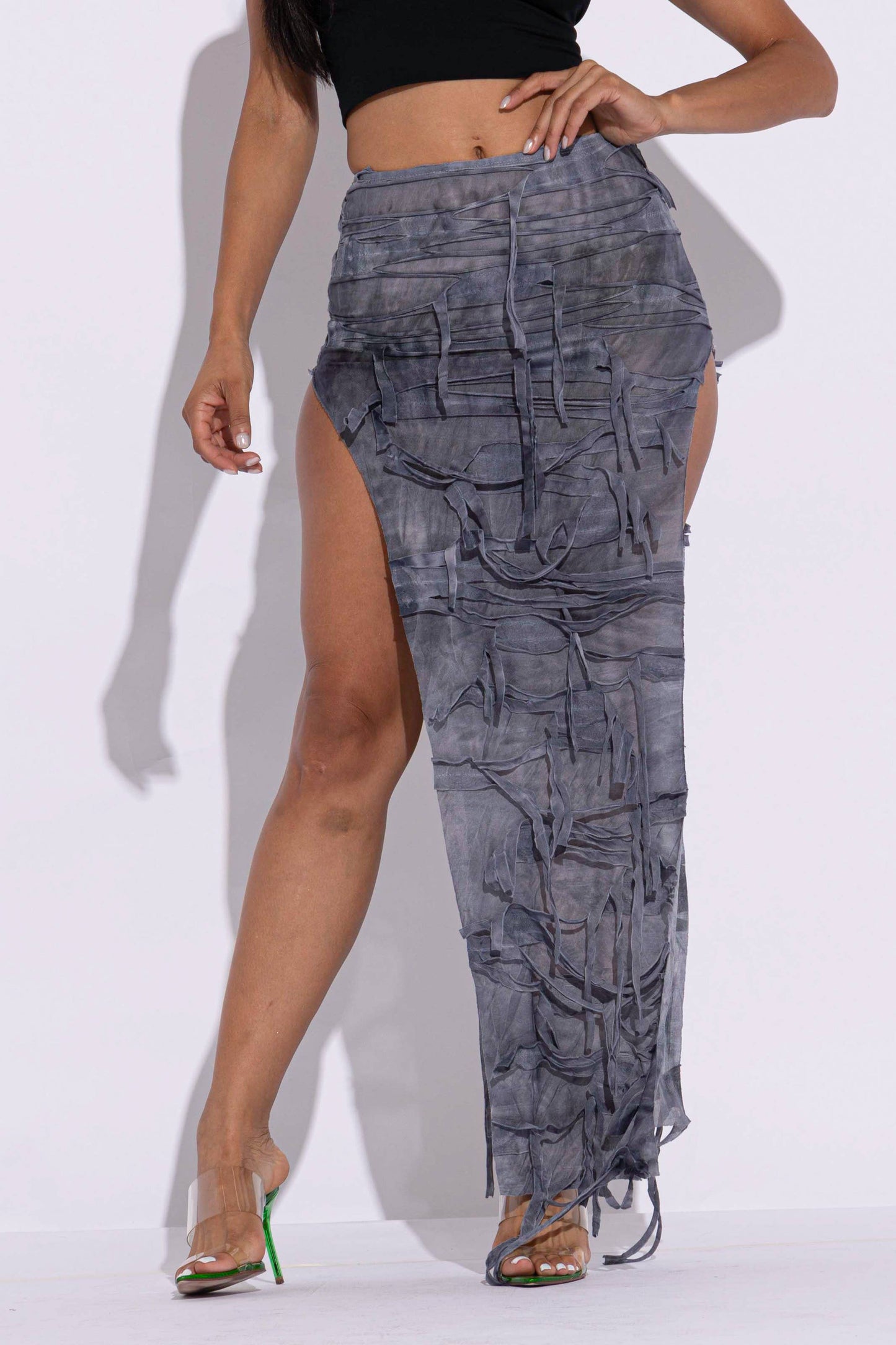 Thigh slit maxi skirt