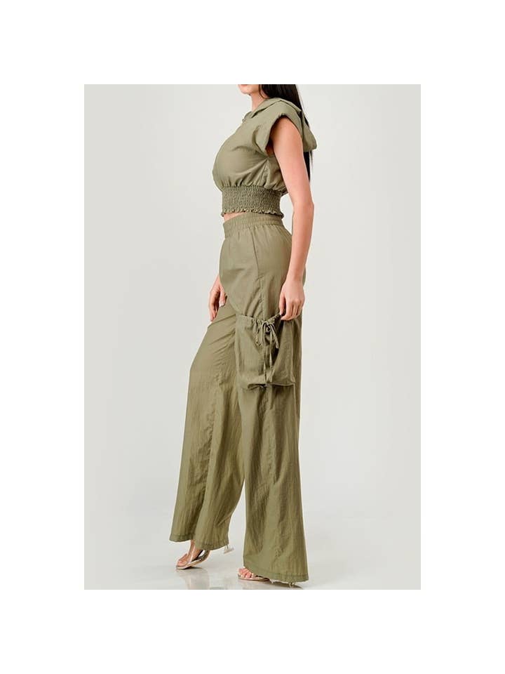 Cropped hooded jacket and pants set