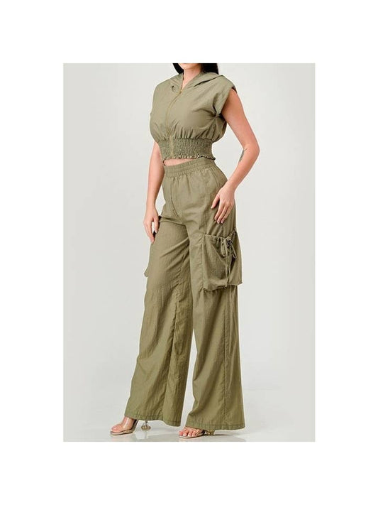 Cropped hooded jacket and pants set